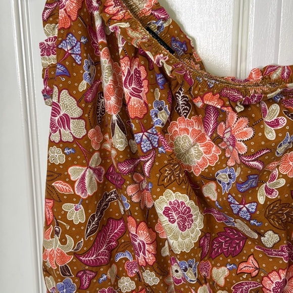 Ann Taylor Orange Sleeveless Blouse with Asymmetrical Ruffles - Picture 4 of 7